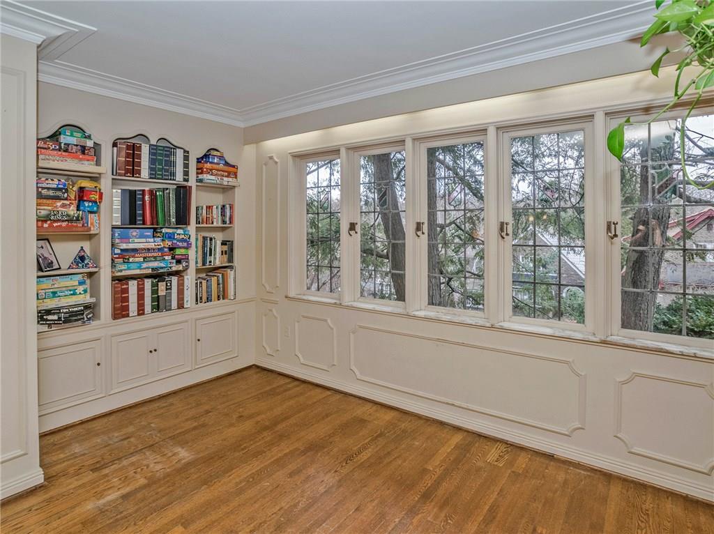 1240 Murdoch Road Pittsburgh, PA 15217 - Photo 7 of 25 Gallery Image 7
