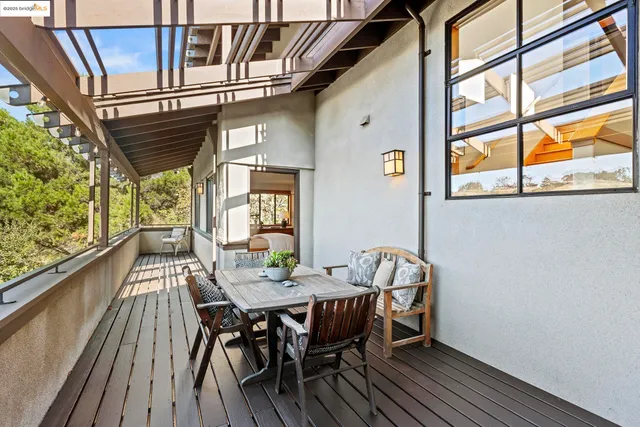 $2,350,000 | 25 Dartmouth Drive, Berkeley, CA 94705