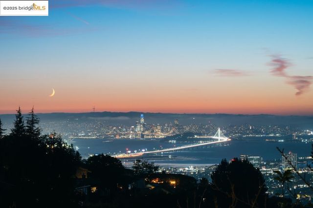 $2,350,000 | 25 Dartmouth Drive, Berkeley, CA 94705