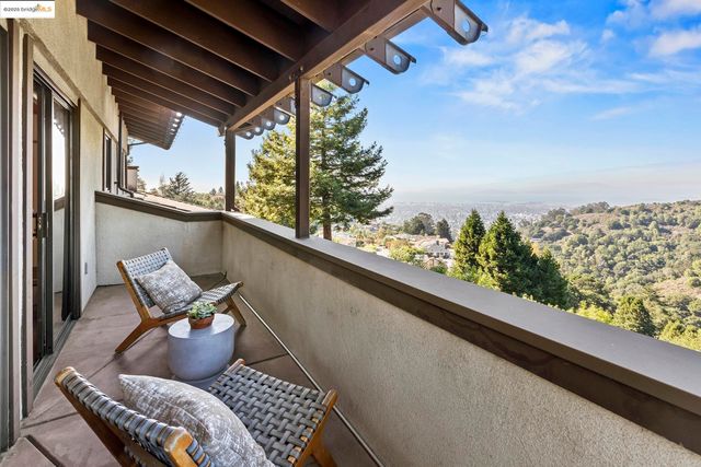 $2,350,000 | 25 Dartmouth Drive, Berkeley, CA 94705