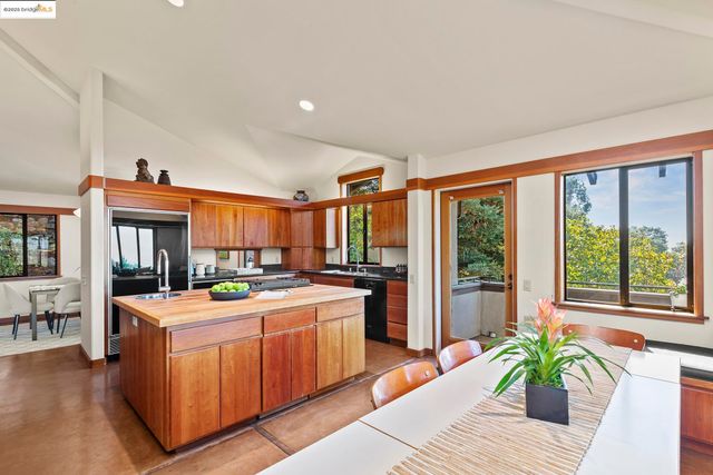 $2,350,000 | 25 Dartmouth Drive, Berkeley, CA 94705