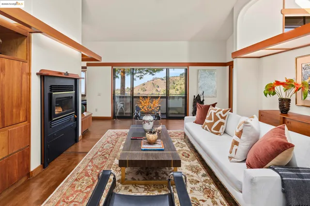 $2,350,000 | 25 Dartmouth Drive, Berkeley, CA 94705