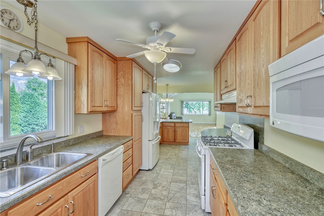 2189 Lake Road Seneca Falls, NY 13148 - Photo 11 of 45