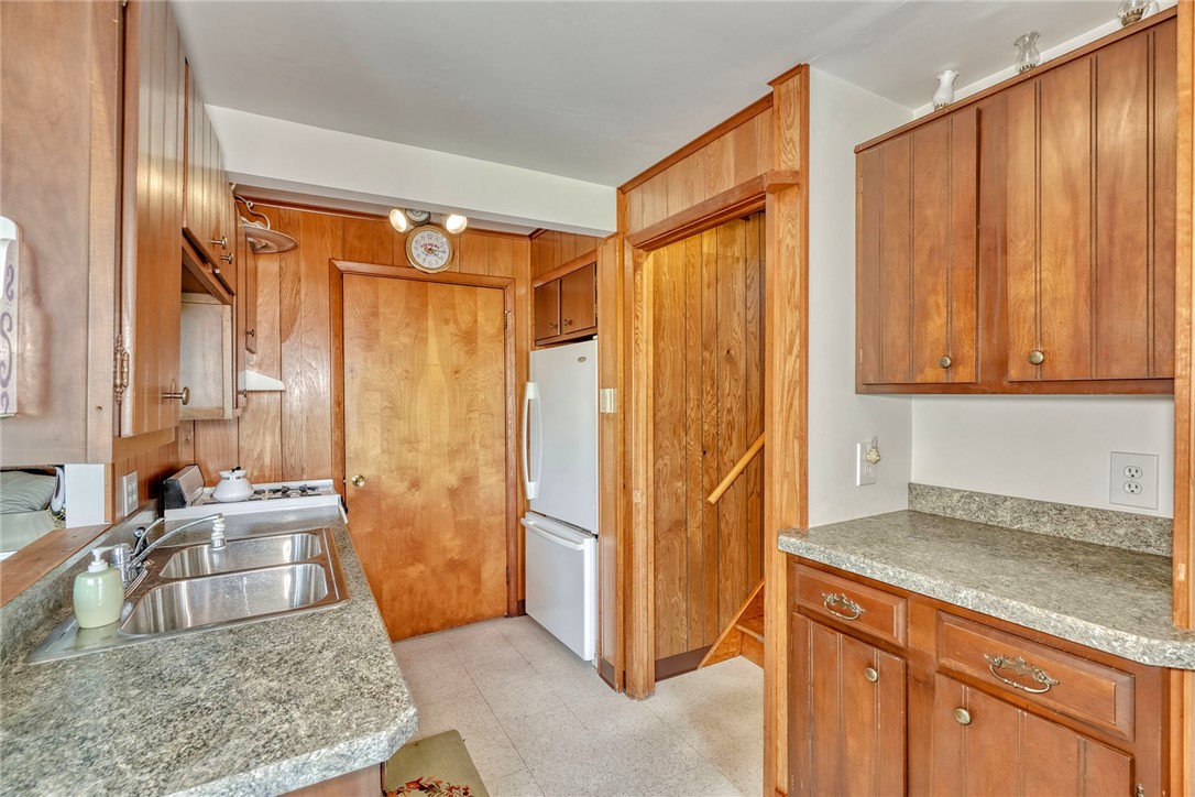 2189 Lake Road Seneca Falls, NY 13148 - Photo 32 of 45