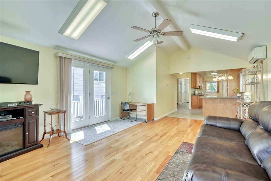 2189 Lake Road Seneca Falls, NY 13148 - Photo 5 of 45