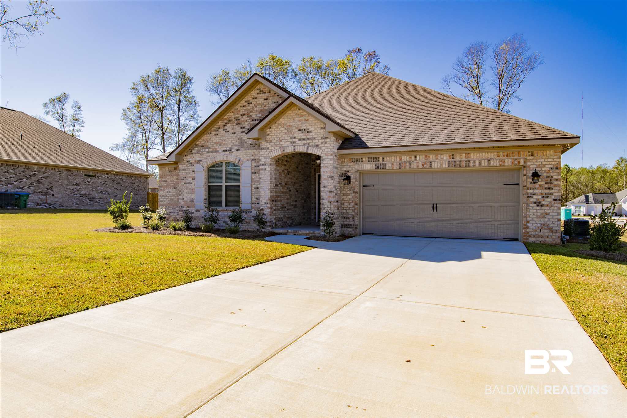 12631 Squirrel Drive Daphne, AL 36527 - Photo 2 of 37