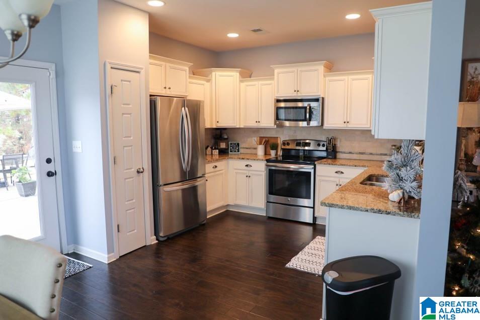 5543 Timber Leaf Way Bessemer, AL 35022 - Photo 5 of 13