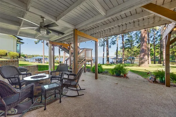 $799,000 | 536 Wildewood Drive, Chandler, TX 75758