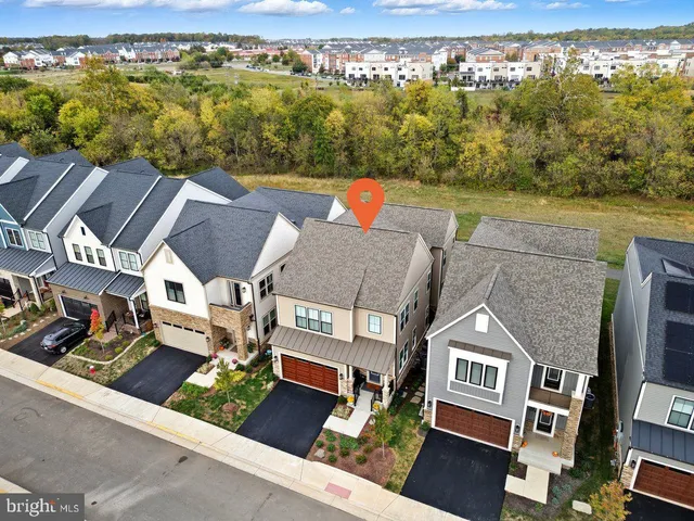 $1,228,000 | 43221 Greeley Square, Ashburn, VA 20148