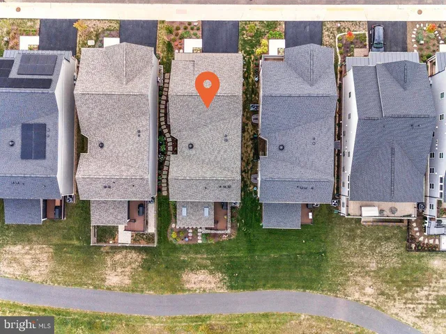 $1,228,000 | 43221 Greeley Square, Ashburn, VA 20148