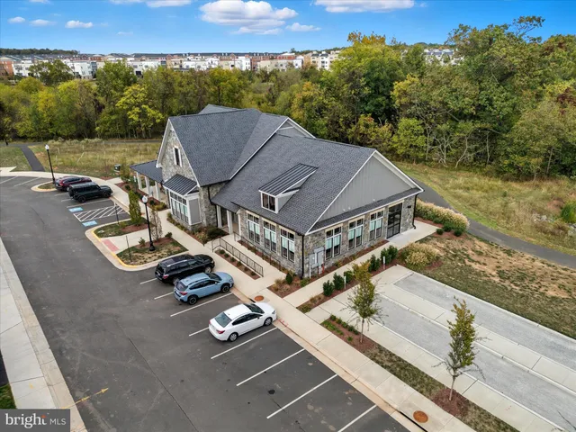 $1,228,000 | 43221 Greeley Square, Ashburn, VA 20148