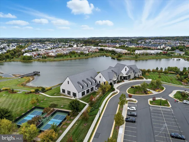 $1,228,000 | 43221 Greeley Square, Ashburn, VA 20148