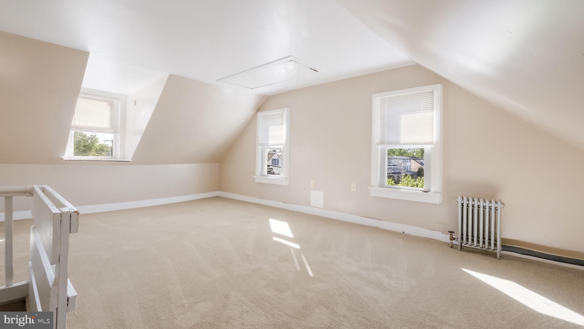 357 Washington Street Bristol, PA 19007 - Photo 25 of 28