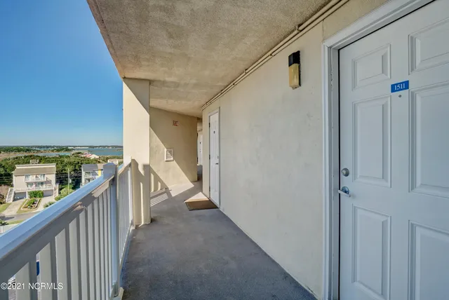 $1,600 | 2000 New River Inlet Road, Unit 1511, North Topsail Beach, NC 28460