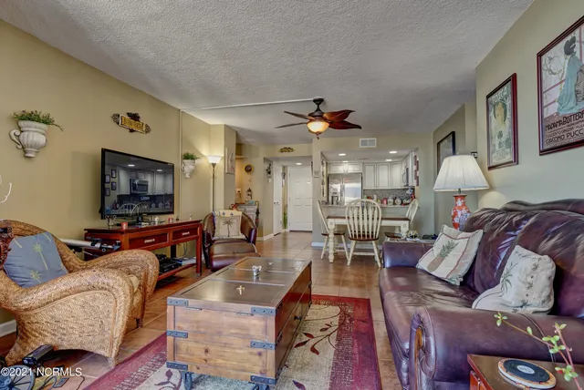 $1,600 | 2000 New River Inlet Road, Unit 1511, North Topsail Beach, NC 28460