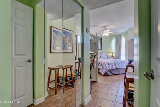 $1,600 | 2000 New River Inlet Road, Unit 1511, North Topsail Beach, NC 28460