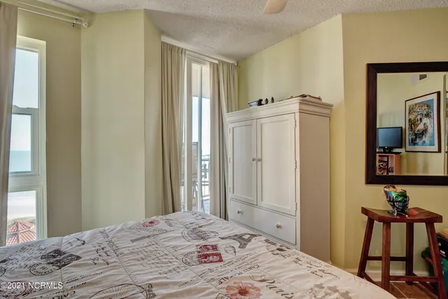 $1,600 | 2000 New River Inlet Road, Unit 1511, North Topsail Beach, NC 28460