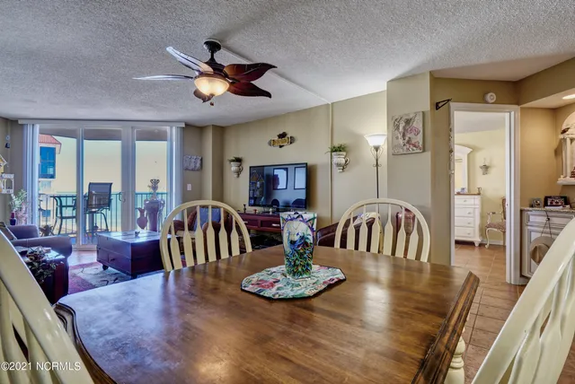 $1,600 | 2000 New River Inlet Road, Unit 1511, North Topsail Beach, NC 28460