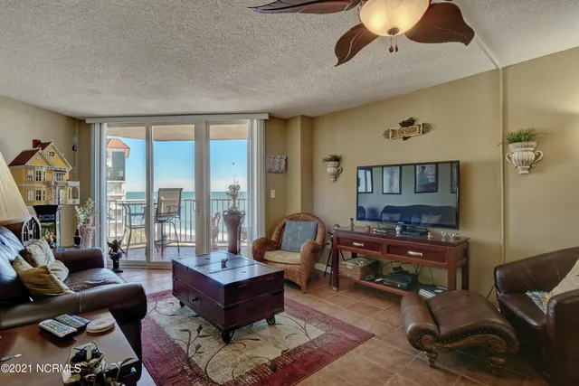 $1,600 | 2000 New River Inlet Road, Unit 1511, North Topsail Beach, NC 28460