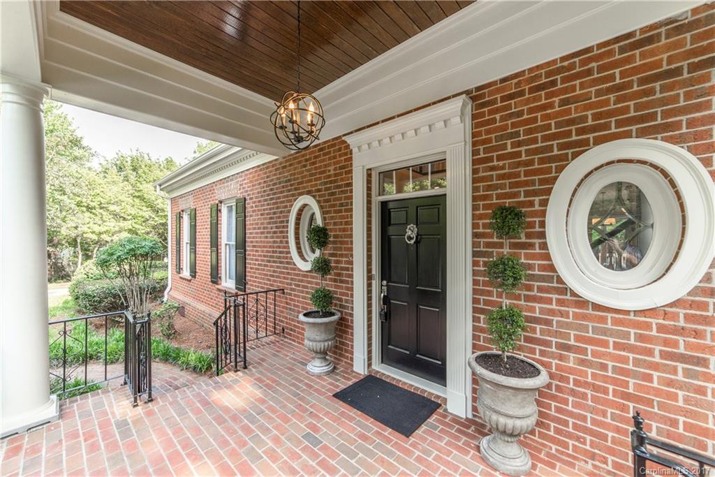 2901 Plantation Road Charlotte, NC 28270 - Photo 2 of 24 Gallery Image 2