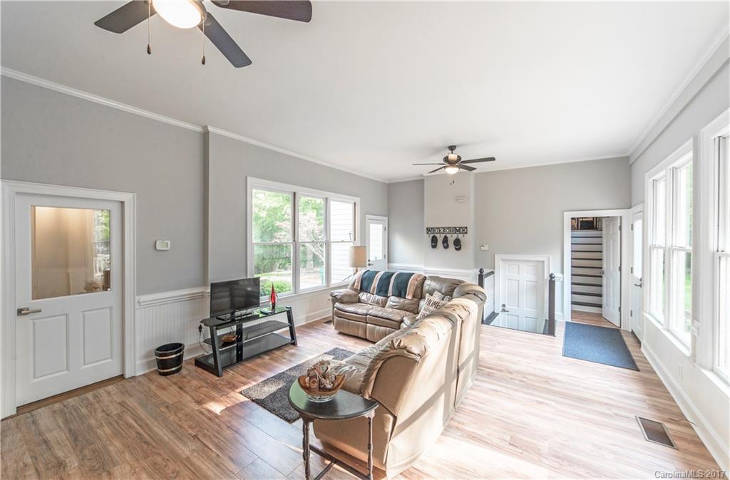 2901 Plantation Road Charlotte, NC 28270 - Photo 17 of 24 Gallery Image 17