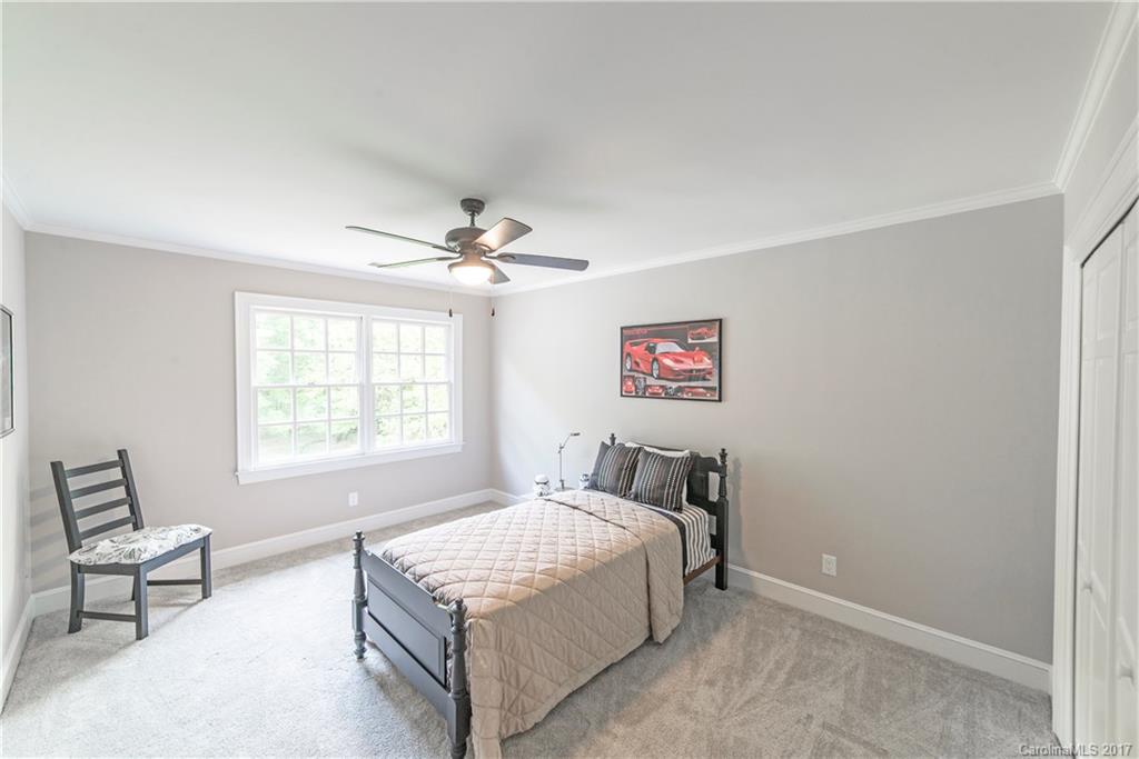 2901 Plantation Road Charlotte, NC 28270 - Photo 18 of 24 Gallery Image 18