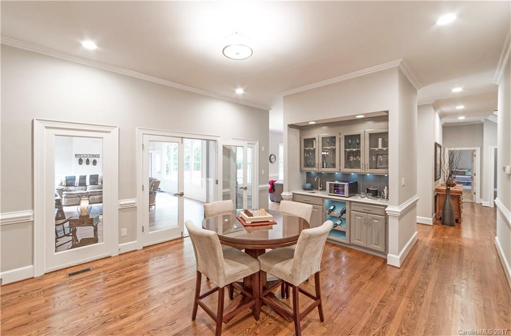 2901 Plantation Road Charlotte, NC 28270 - Photo 10 of 24 Gallery Image 10