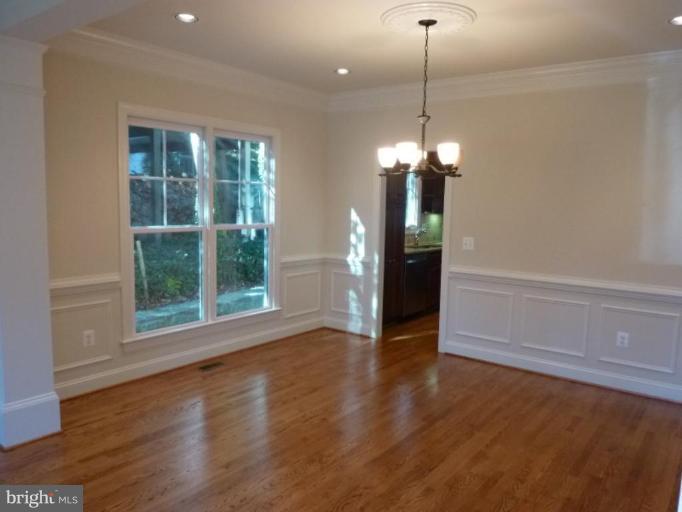 4517 25th Road North Arlington, VA 22207 - Photo 3 of 26 Dining Room