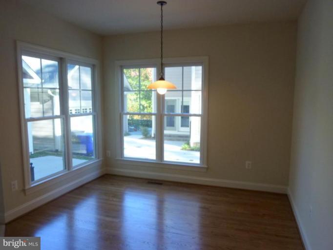 4517 25th Road North Arlington, VA 22207 - Photo 9 of 26 Breakfast Area
