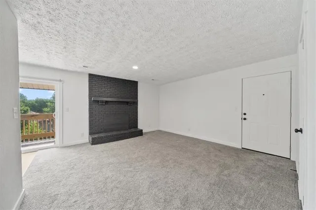 $1,315,000 | 1001 Twin Oaks Terrace, Harrisonville, MO 64701