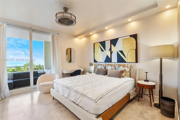 $11,500 | 200 Ocean Drive, Unit 8F, Miami Beach, FL 33139