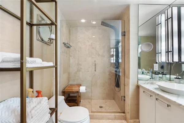 $11,500 | 200 Ocean Drive, Unit 8F, Miami Beach, FL 33139