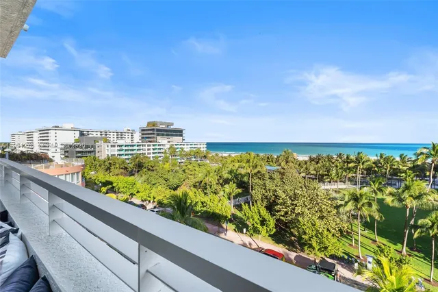 $15,000 | 200 Ocean Drive, Unit 8F, Miami Beach, FL 33139