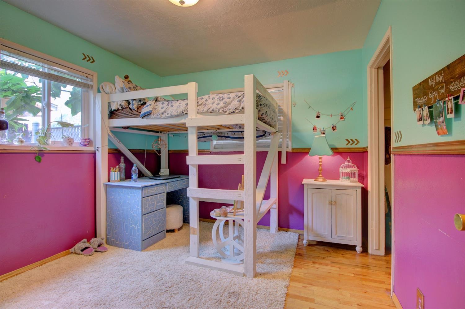 911 Comet Way Central Point, OR 97502 - Photo 10 of 16 Additional Photo
