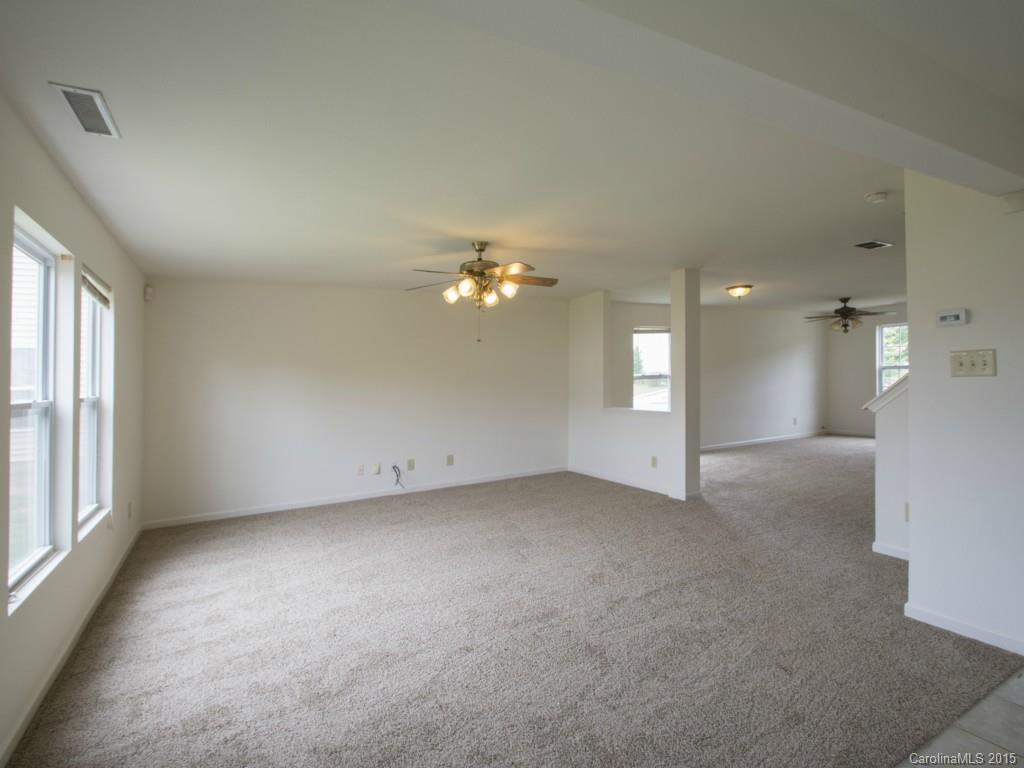14215 Luscombe Farm Road Charlotte, NC 28278 - Photo 8 of 16