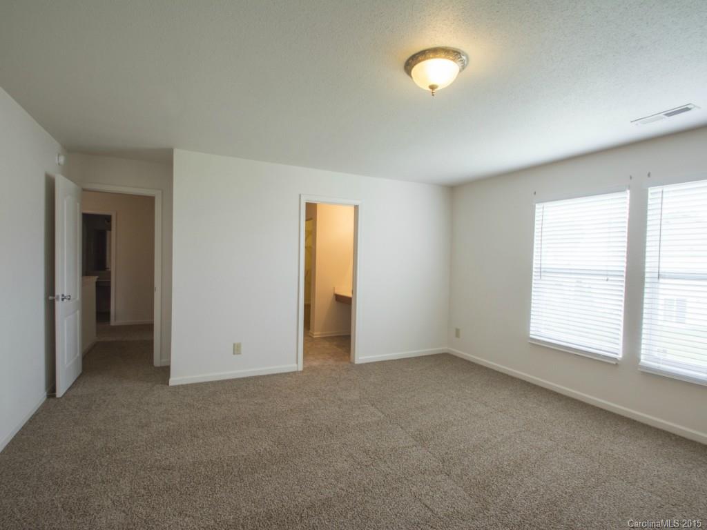 14215 Luscombe Farm Road Charlotte, NC 28278 - Photo 10 of 16
