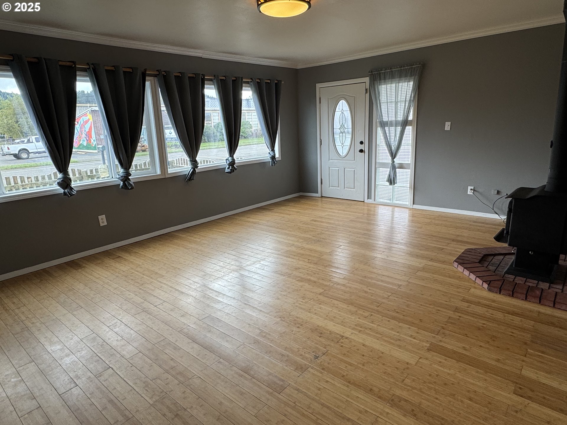 1010 North Lake Road Lakeside, OR 97449 - Photo 11 of 38