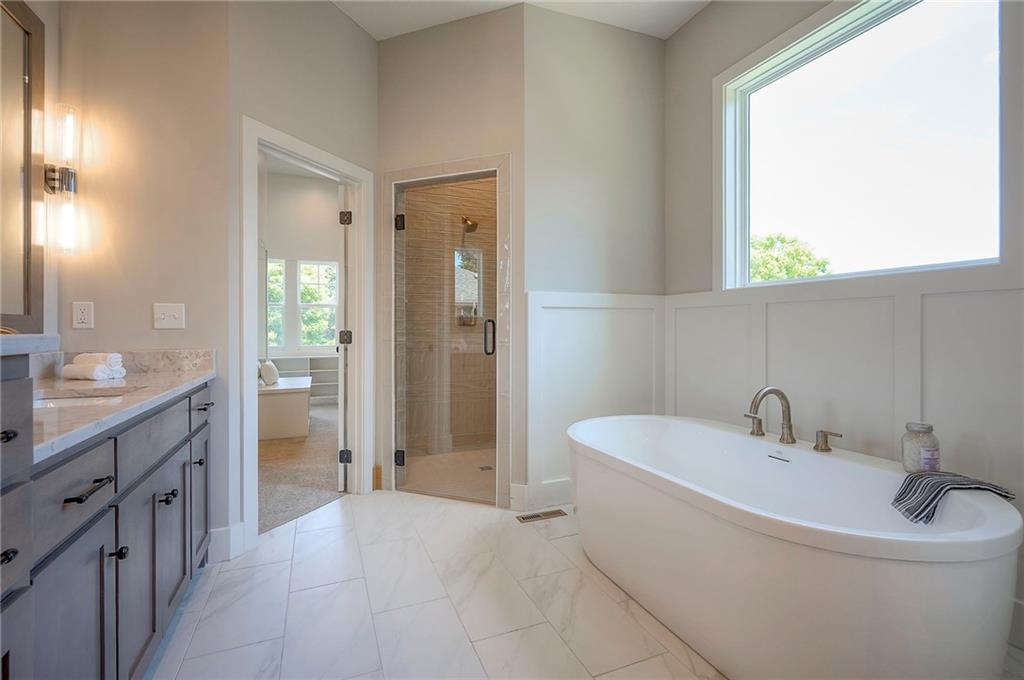 6753 Longview Road Shawnee, KS 66218 - Photo 17 of 31