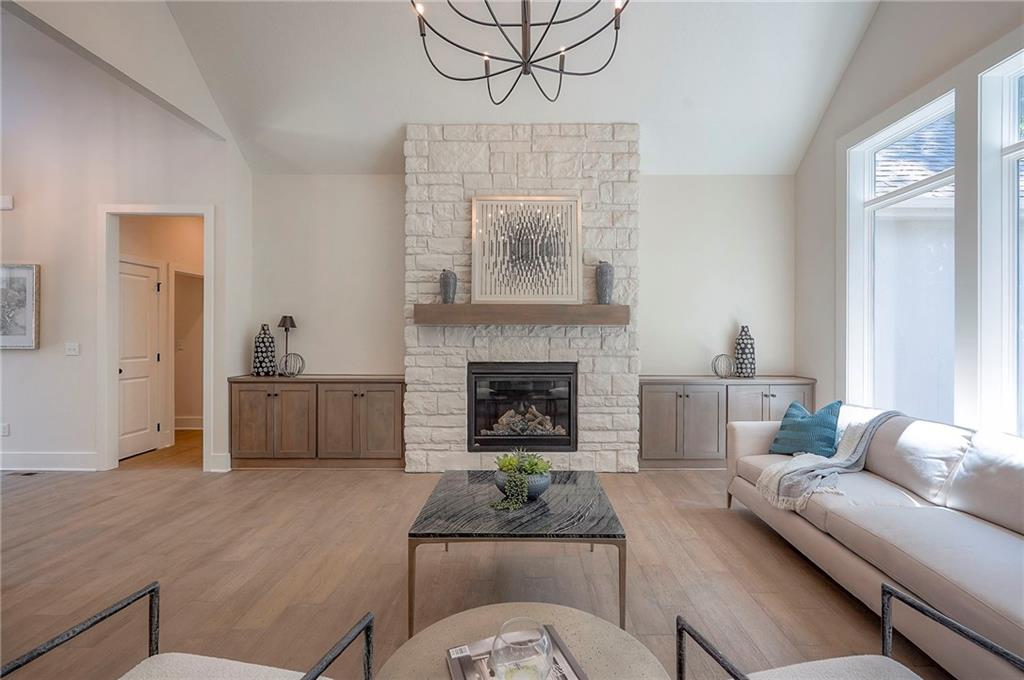 6753 Longview Road Shawnee, KS 66218 - Photo 7 of 31