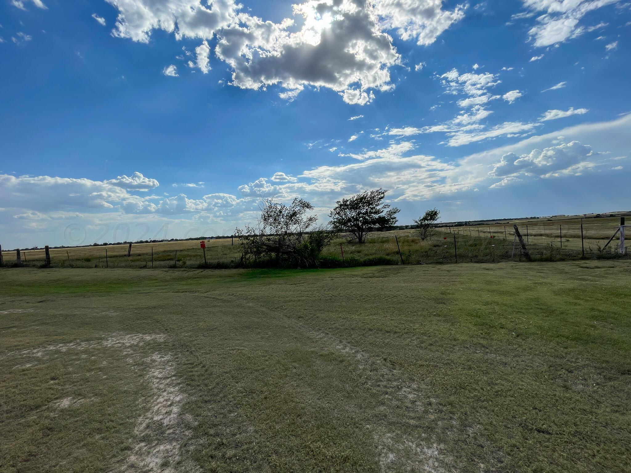 9 1/2 9 1/2 Road Pampa, TX 79065 - Photo 2 of 18 IMG_3865