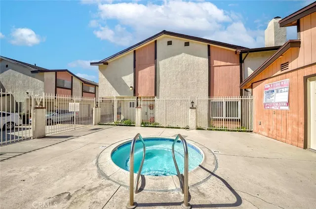 $650,000 | 14002 Cerise Avenue, Hawthorne, CA 90250