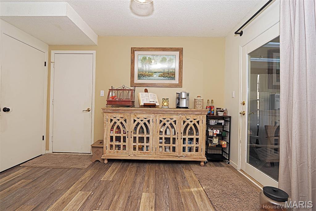 2418 Old Cape Road Jackson, MO 63755 - Photo 12 of 44