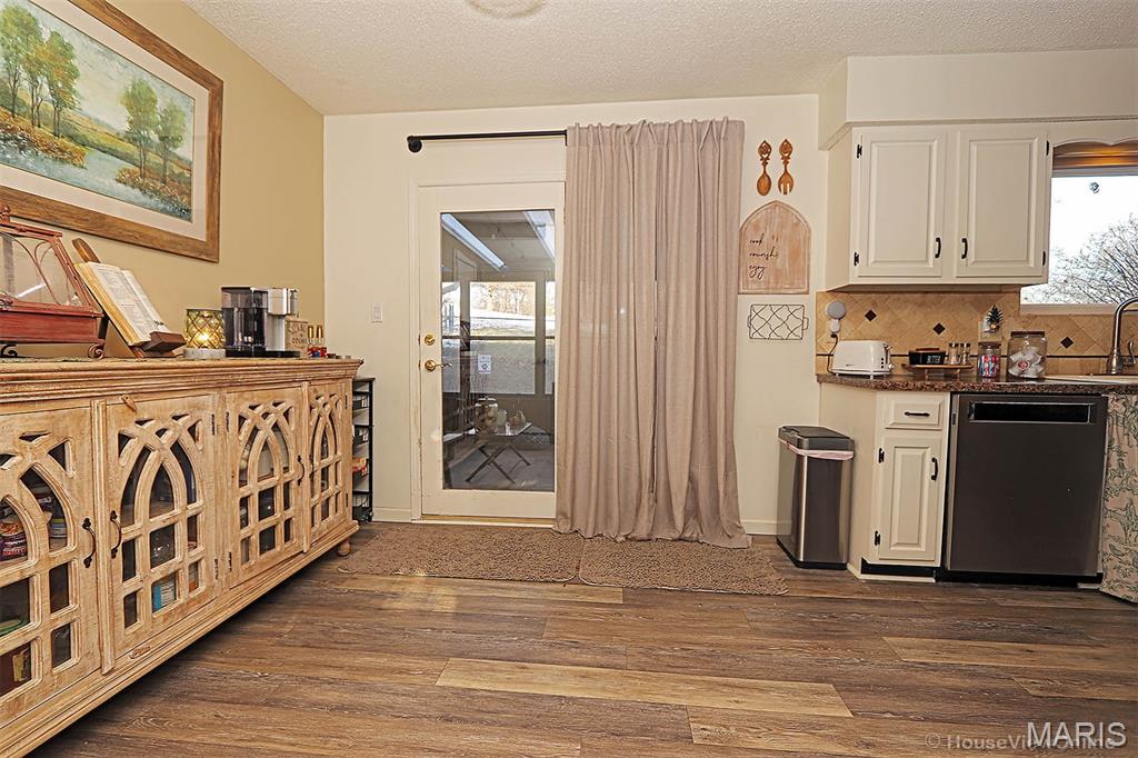 2418 Old Cape Road Jackson, MO 63755 - Photo 15 of 44