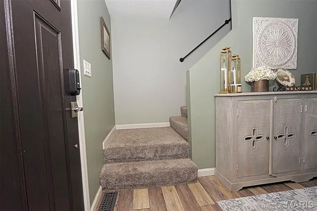 $304,999 | 2418 Old Cape Road, Jackson, MO 63755