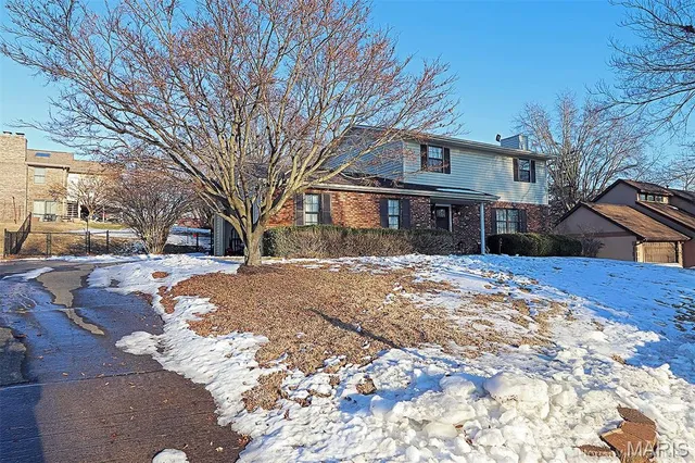 $304,999 | 2418 Old Cape Road, Jackson, MO 63755