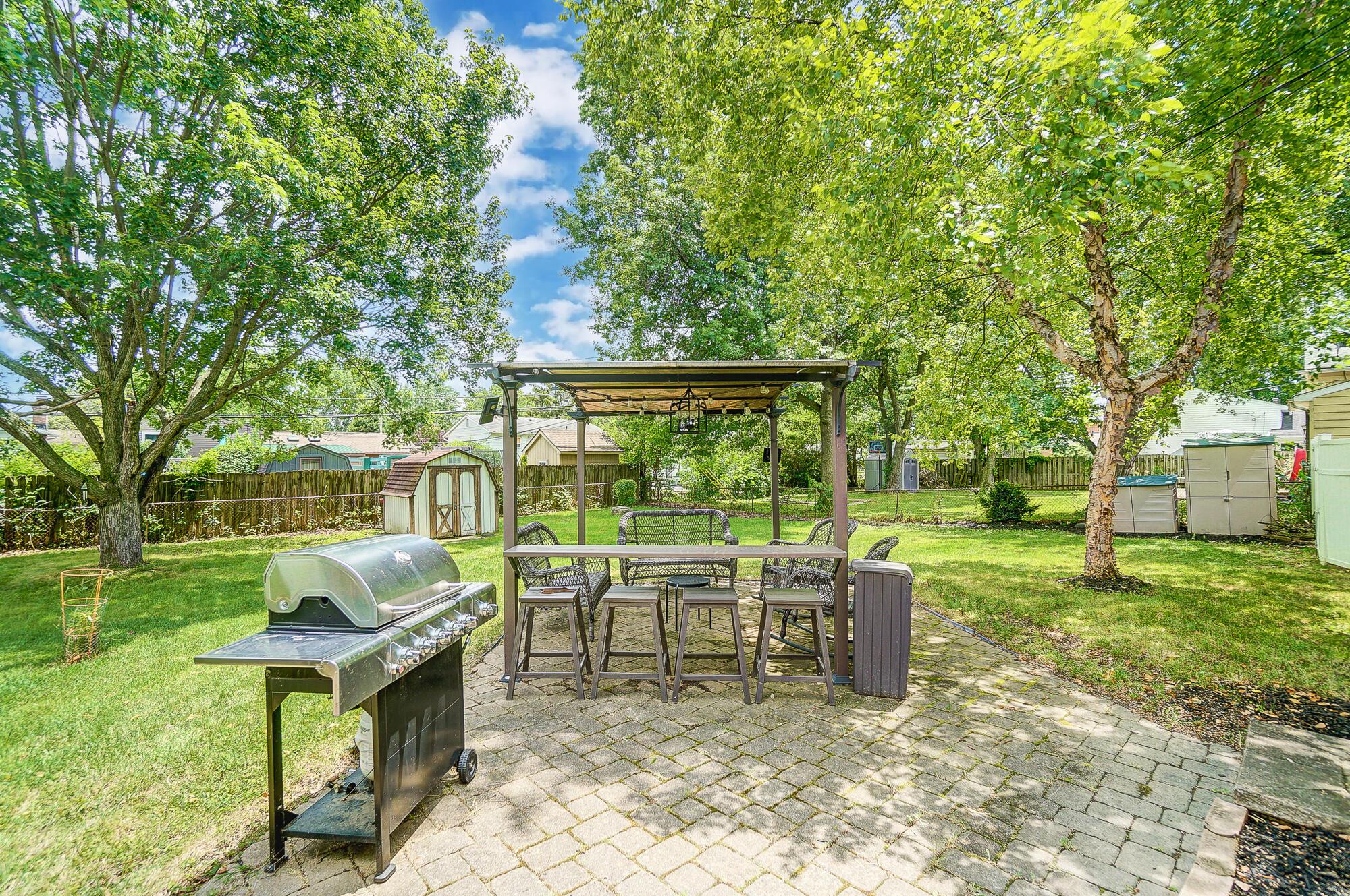 3394 Hoover Road Grove City, OH 43123 - Photo 23 of 28 Patio