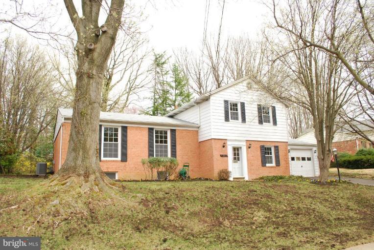 4205 Sleepy Hollow Road Annandale, VA 22003 - Photo 6 of 14 front view of a house with a yard