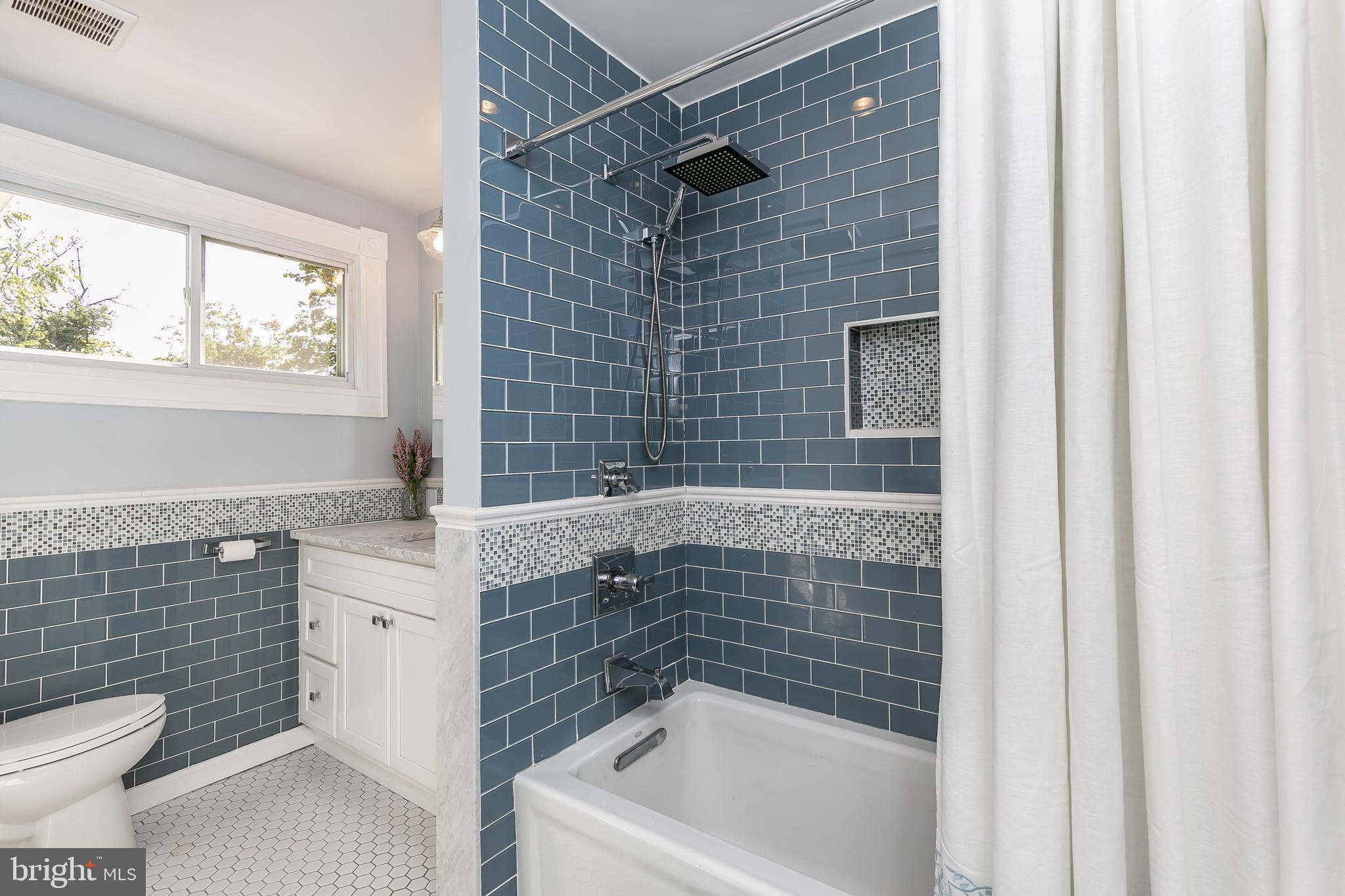 5506 Rusk Avenue Baltimore, MD 21215 - Photo 35 of 54 Another full bath with tub on 2nd floor