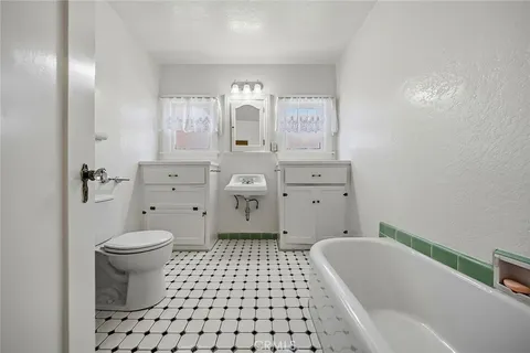 $899,900 | 1225 South Birch Street, Santa Ana, CA 92707