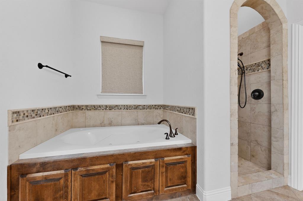 2313 Windjammer Way Rowlett, TX 75088 - Photo 18 of 31